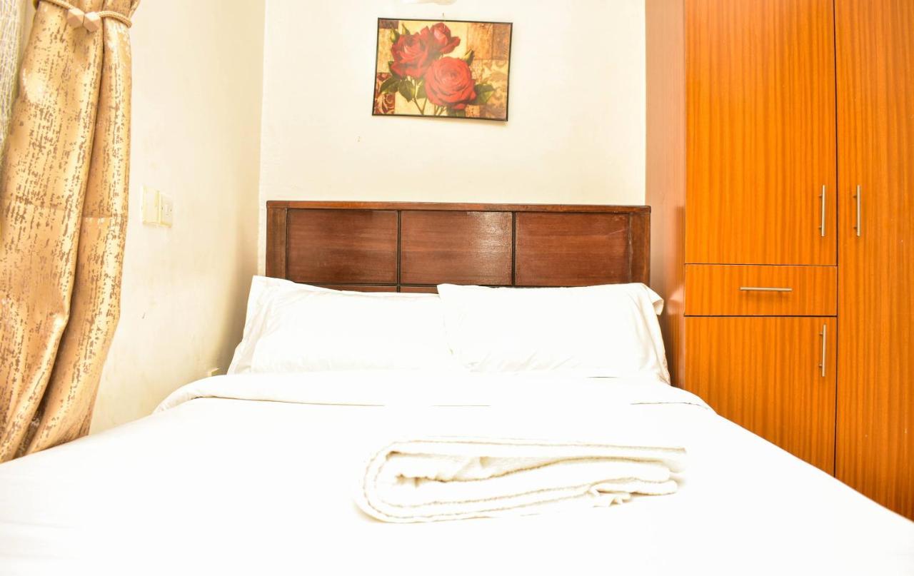 Unique, Compact Studio Apartment Kisumu Exterior photo